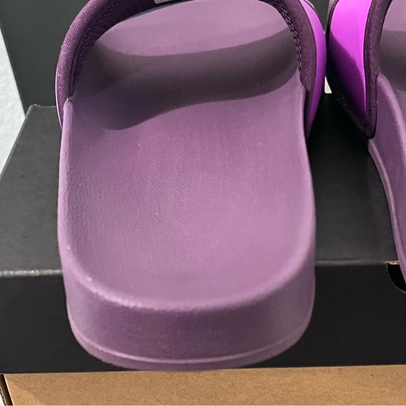 THE NORTH FACE PRE-LOVED AUTHENTIC YOUTH BASE CAMP LITTLE GIRL SLIDE III - Picture 12 of 17